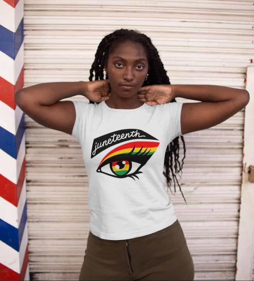 White Juneteenth eye graphic crewneck T-shirt, short sleeves