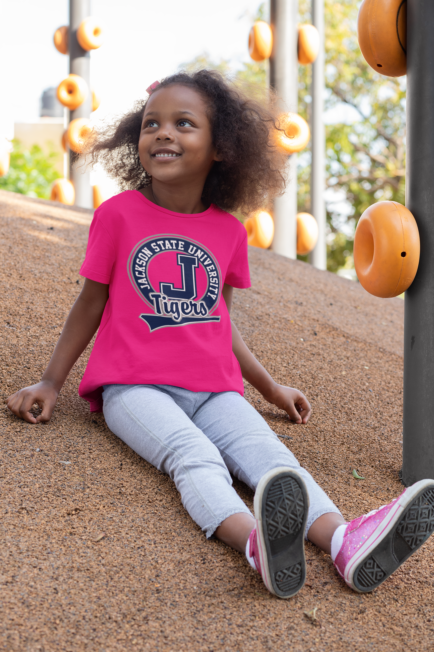 Pink youth crew-neck short-sleeve T-shirt with Tigers circular logo on chest